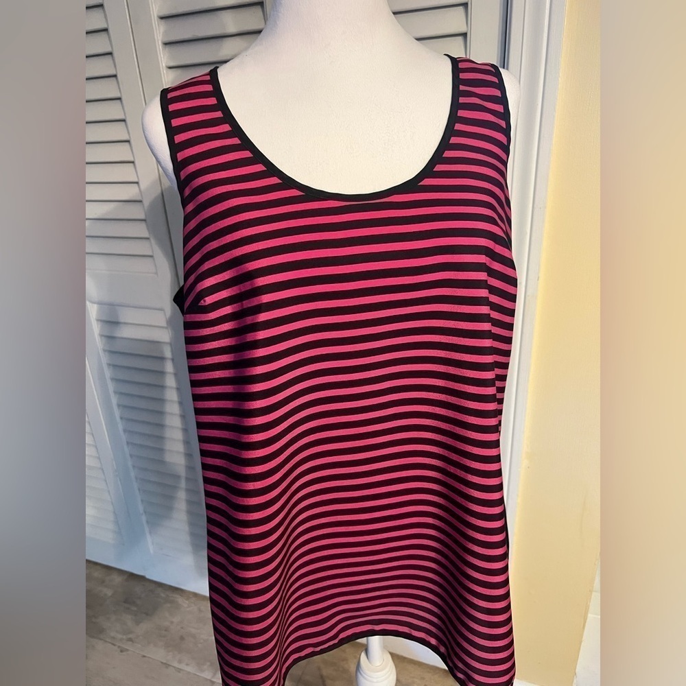Michael Kors sleeveless blouse/tank size L